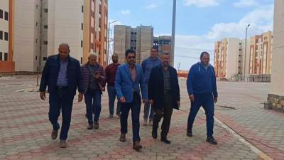 أحمد إسماعيل يتابع مشروع الاسكان الإجتماعي بالعبور الجديدة