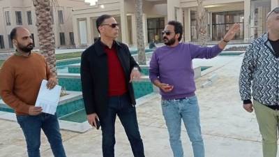 رئيس جهاز الساحل الشمالي يتابع الأعمال الجارية بقرية ألماظة باى السياحية