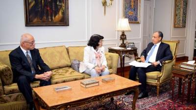 وزير الخارجية والهجرة يلتقي عضو مجلس النواب الياباني