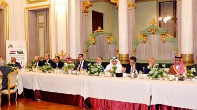 وزير الإسكان يُشارك في جلسة حوارية لوفد الغرف التجارية السعودية