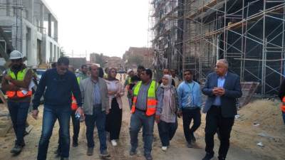 رئيس المركزي للتعمير يتفقد مشروع مستشفى شبين القناطر المركزي بالقليوبية
