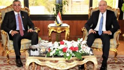 وزير الطيران يبحث سبل التعاون مع رئيس المنظمة العالمية للأرصاد الجوية