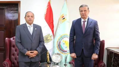 وزير الزراعة يبحث مع محافظ بورسعيد ملف تقنين الأراضي وتعزيز الخدمات البيطرية