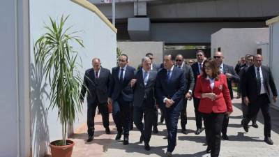 رئيس الوزراء يتفقد أعمال إنشاء السوق الحضرية المُجمعة بحي أول مدينة الإسماعيلية