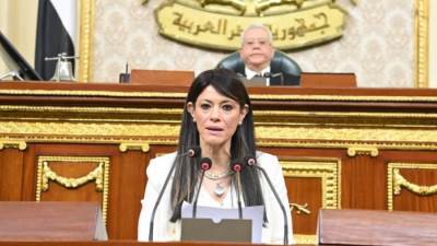 وزيرة التخطيط تستعرض مستهدفات الاستثمارات القطاعية بخطة التنمية للعام المالي المقبل