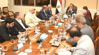 وزير الإسكان يستعرض أوجه التعاون مع مسؤولي منصة مصر العقارية