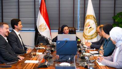 وزيرة البيئة تبحث تنمية البيئة البحرية مع جمعية حماية البيئة البحرية