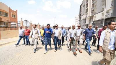 وزير الإسكان يتفقد مشروع سكن مصر بأرض المعارض بالقاهرة الجديدة