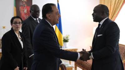 عاجل|رئيس الوزراء يُشارك في حفل تنصيب الرئيس الجابوني بريس نجيما