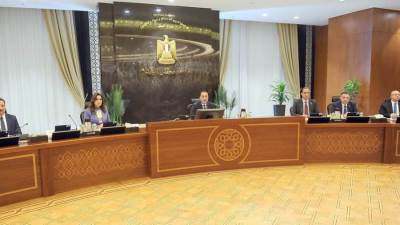 رئيس مجلس الوزراء يترأس اجتماع مجلس المحافظين