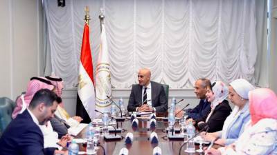 وزير التربية والتعليم يستقبل المدير العام لمكتب التربية العربي لدول الخليج