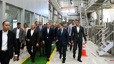 رئيس الوزراء يفتتح توسعات شركة هيات إيجيبت للمنتجات الصحية بالسخنة