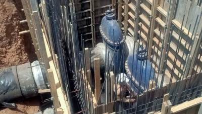 الإسكان: أعمال مكثفة لتطوير شبكات الصرف الصحي في مدينة الشروق