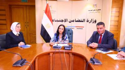 وزيرة التضامن تلتقي أعضاء البعثة الإشرافية لحج الجمعيات الأهلية بالوزارة