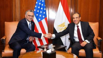 وزير الخارجية والهجرة يستقبل كبير مستشاري الرئيس الأمريكي للشئون العربية والشرق الأوسط