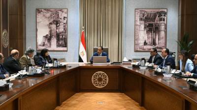 رئيس الوزراء يستعرض التوصيات والمقترحات المطروحة خلال البرنامج التليفزيوني "المواجهة"