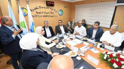 وزير الإسكان ومحافظ الإسكندرية يتابعان سير العمل بمنظومتي مياه الشرب والصرف الصحي