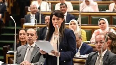 المشاط: الحكومة تتابع عن كثب التطورات الإقليمية والدولية لقياس تأثيرها الاقتصاد المصري