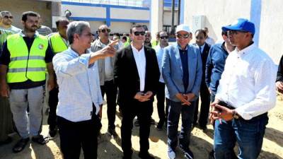 الشربيني يتفقد محطة مياه شرب صفانية ومحطة معالجة صرف صحي بلهاسة بالمنيا