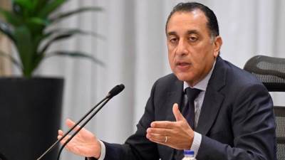 مدبولي: إعفاء أسر ضحايا حادث الطريق الإقليمي من  المصروفات الدراسية وصرف معاش استثنائي