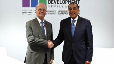 رئيس مجلس الوزراء يلتقي رئيس الوزراء الفلسطيني