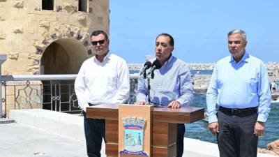 مدبولي: توجيه بحصر العقارات الآيلة للسقوطل لتنفيذ مشروع إحلال كامل بالإسكندرية