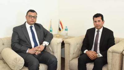 وزيرا الإسكان والرياضة يتابعان ملفات العمل التعاون المشترك