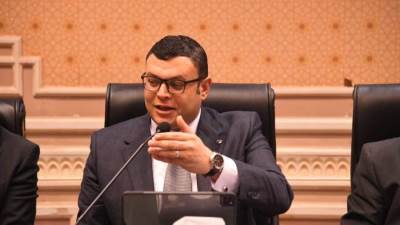 وزير الإسكان يعقد اجتماعًا بمقر جهاز مدينة 6 أكتوبر لمتابعة سير العمل