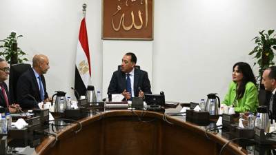 رئيس الوزراء يُتابع مع وزير التربية والتعليم عددًا من ملفات العمل
