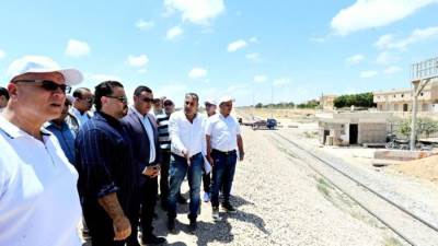 الشربيني يتفقد مشروع مرافق الأراضي الصناعية بمدينة برج العرب الجديدة