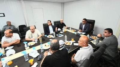 وزير الإسكان يتابع سير العمل بمشروع "صواري" بالإسكندرية