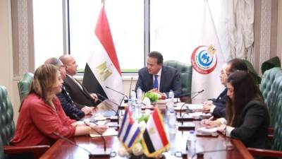 وزير الصحة بيحث مع السفير الكوبي تعزيز التعاون المشترك