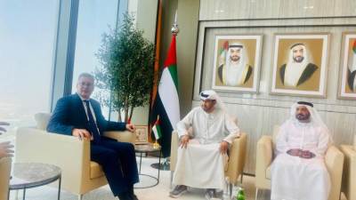 وزير البترول يبحث مع وفد إماراتي الاستكشافات الجديدة في البحر المتوسط