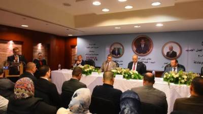 وزير العمل: لن نسمح بعمالة أجنبية على أرض مصر بدون ترخيص 