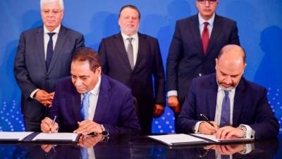 البنك المركزي يُطلق أول برنامج جامعي لتدريس العلوم المصرفية في كليات التجارة