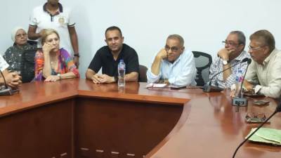 لقاء مجتمعي يجمع رئيسي جهاز القرى السياحية وشركة التعمير بملاك مارينا