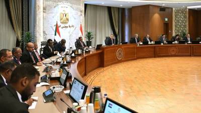 مدبولي ونظيره السوداني يلعنان رفضهما للنهج الأحادي الاثيوبي على النيل الأزرق