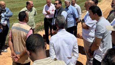 رئيس جهاز مستقبل مصر يتفقد المشروعات الزراعية بمناطق الداخلة والعوينات وأسوان