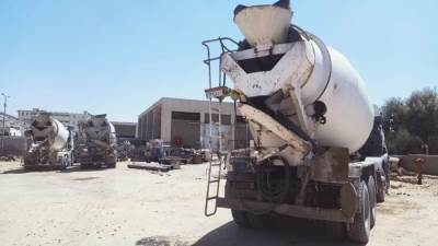 جهاز مدينة بدر يتحفظ على 4 خلاطات خرسانة و2 تروسيكل 