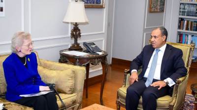 وزير الخارجية يلتقي بقادة مجموعة الحكماء The Elders الداعمة للسلام