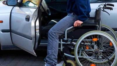 الوزراء: إعفاء سيارات المعاقين كل 15 عاما من الجمارك والضرائب