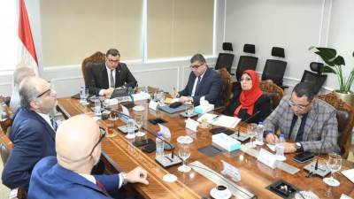 وزير الإسكان: أكتوبر المقبل.. طرح المرحلة الثانية لأكبر مشروع سكني عبر "منصة مصر العقارية"