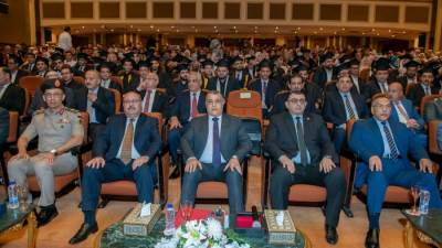 وزير الإنتاج الحربي يشهد تخرج دفعة جديدة من الأكاديمية المصرية للهندسة والتكنولوجيا