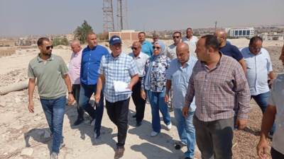 رئيس جهاز مدينة 15 مايو يتفقد أعمال تطوير الطرق والنظافة بالمرحلة الأولى