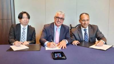 اقتصادية قناة السويس توقع اتفاقيتي مع شركاء يابانيين بمجالات الوقود الأخضر والهيدروجين