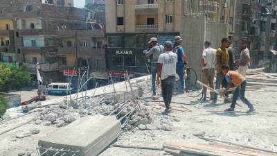 التنمية المحلية: إزالة عقار مخالف بعين شمس بالقاهرة بدون ترخيص
