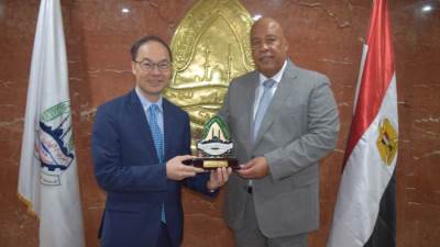 غُرفة القاهرة تبحَث زيادة العلاقات التجارية مع مجلس تنمية تجارة هونغ كونغ