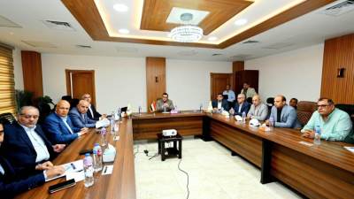 وزير الإسكان يوجه بمتابعة ملف تقنين الأراضي بالعبور الجديدة والشروق 