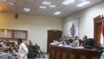 جهاز العاشر من رمضان: 8.6 مليون جنيه حصيلة بيع 8 محلات تجارية بالمزاد العلني