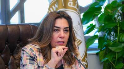 منال عوض تستعرض توقعات الإنذار المبكر بتأثير العوامل الجوية على تلوث الهواء